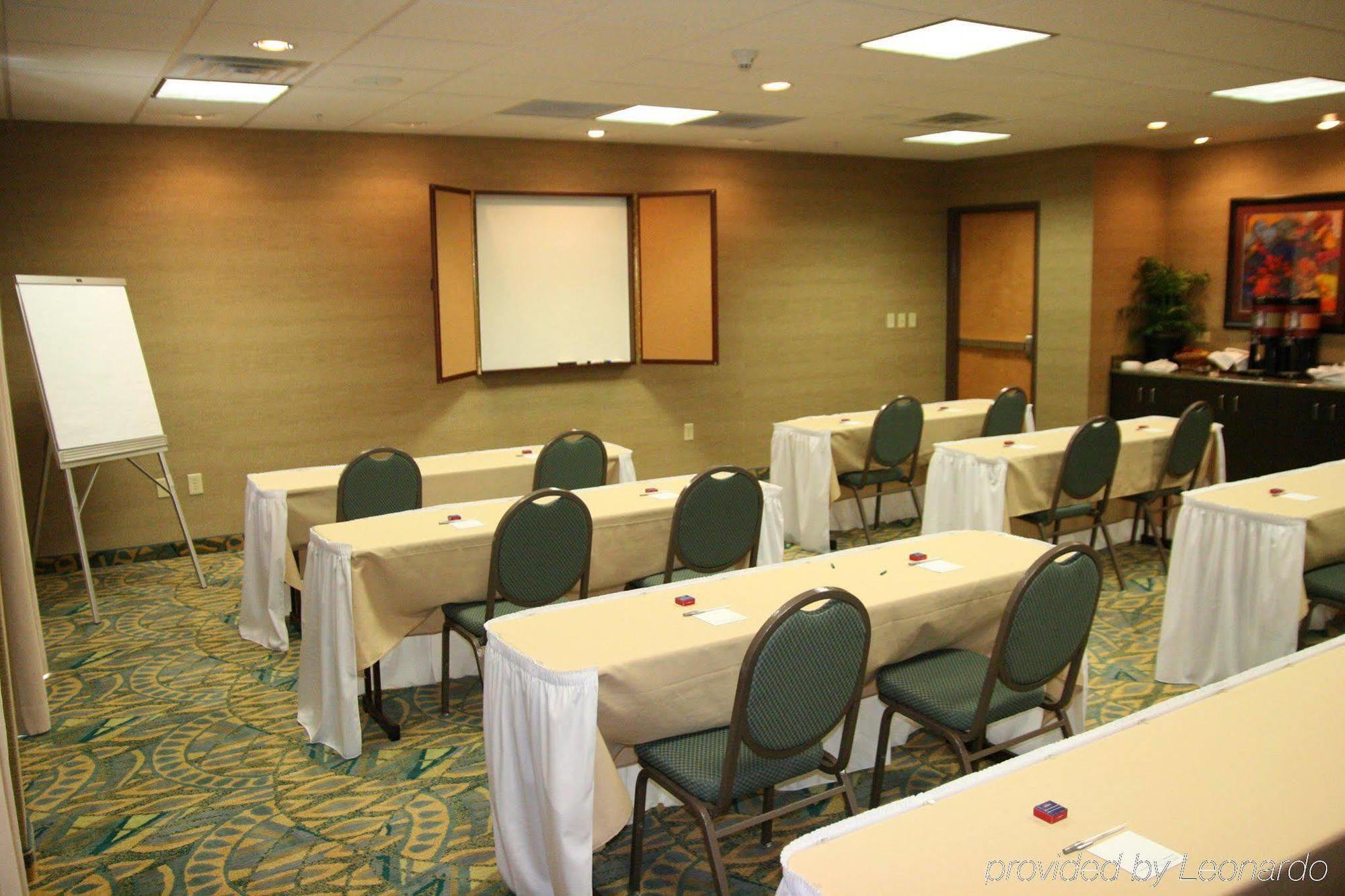 Hampton Inn & Suites Birmingham Airport Area Irondale Kemudahan gambar